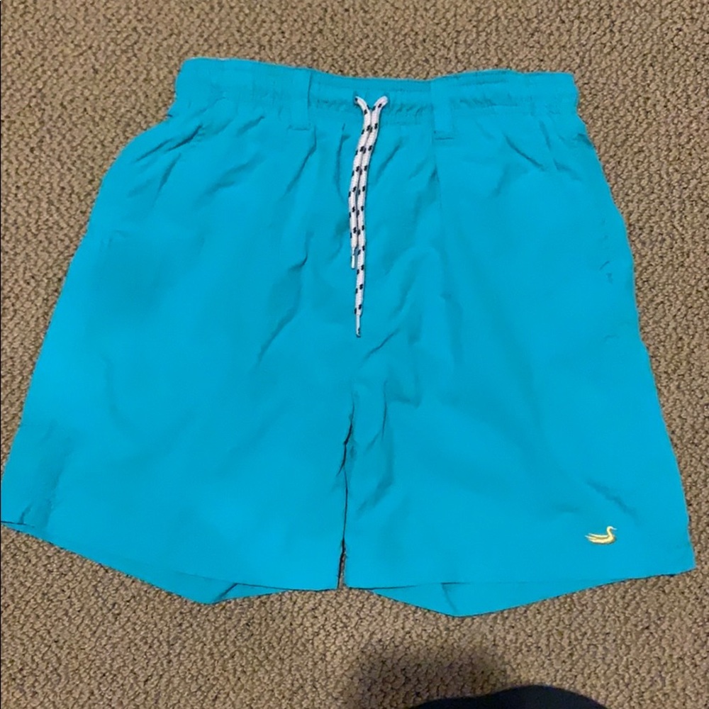 Boys size medium Southern Marsh shorts